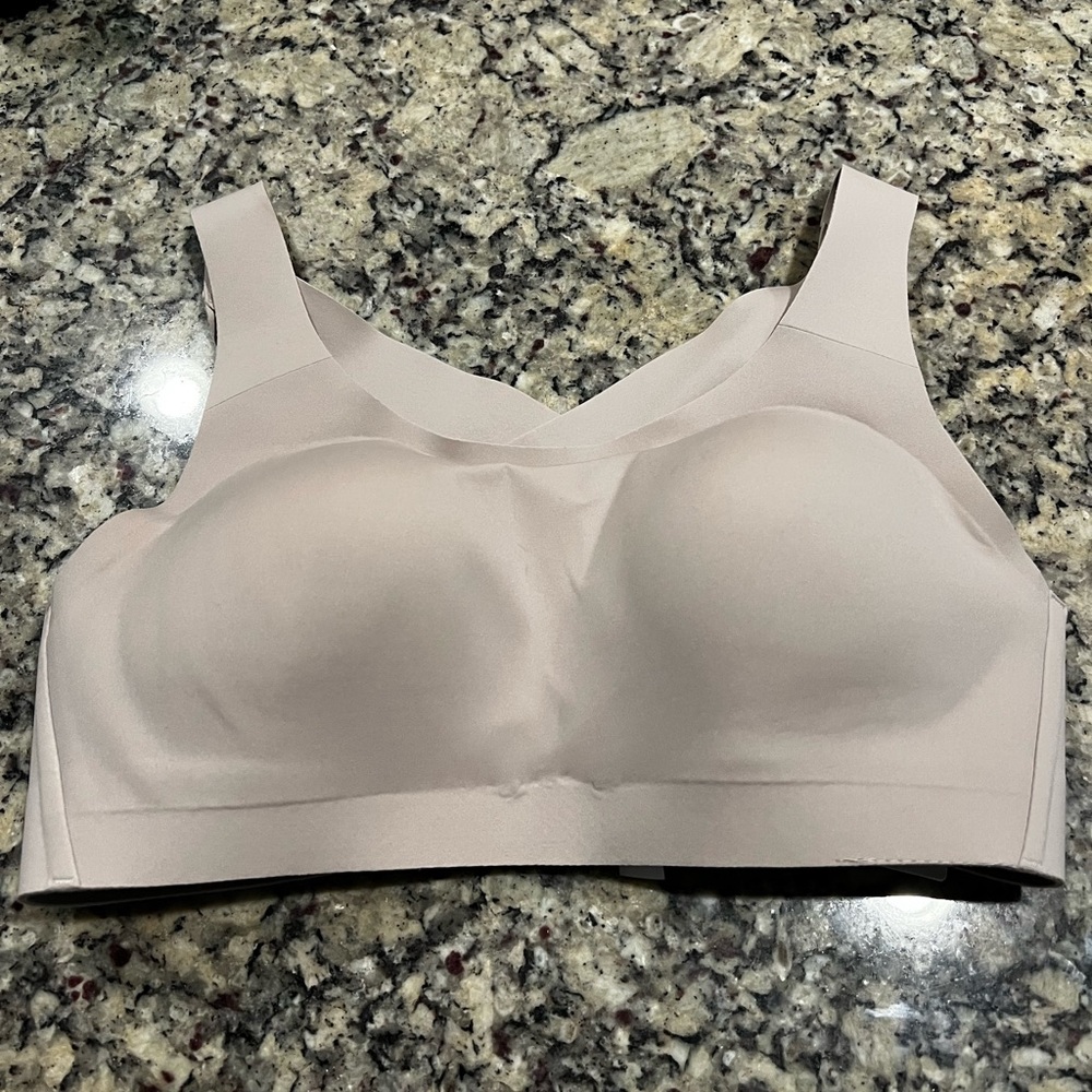 Lululemon Enlite Bra